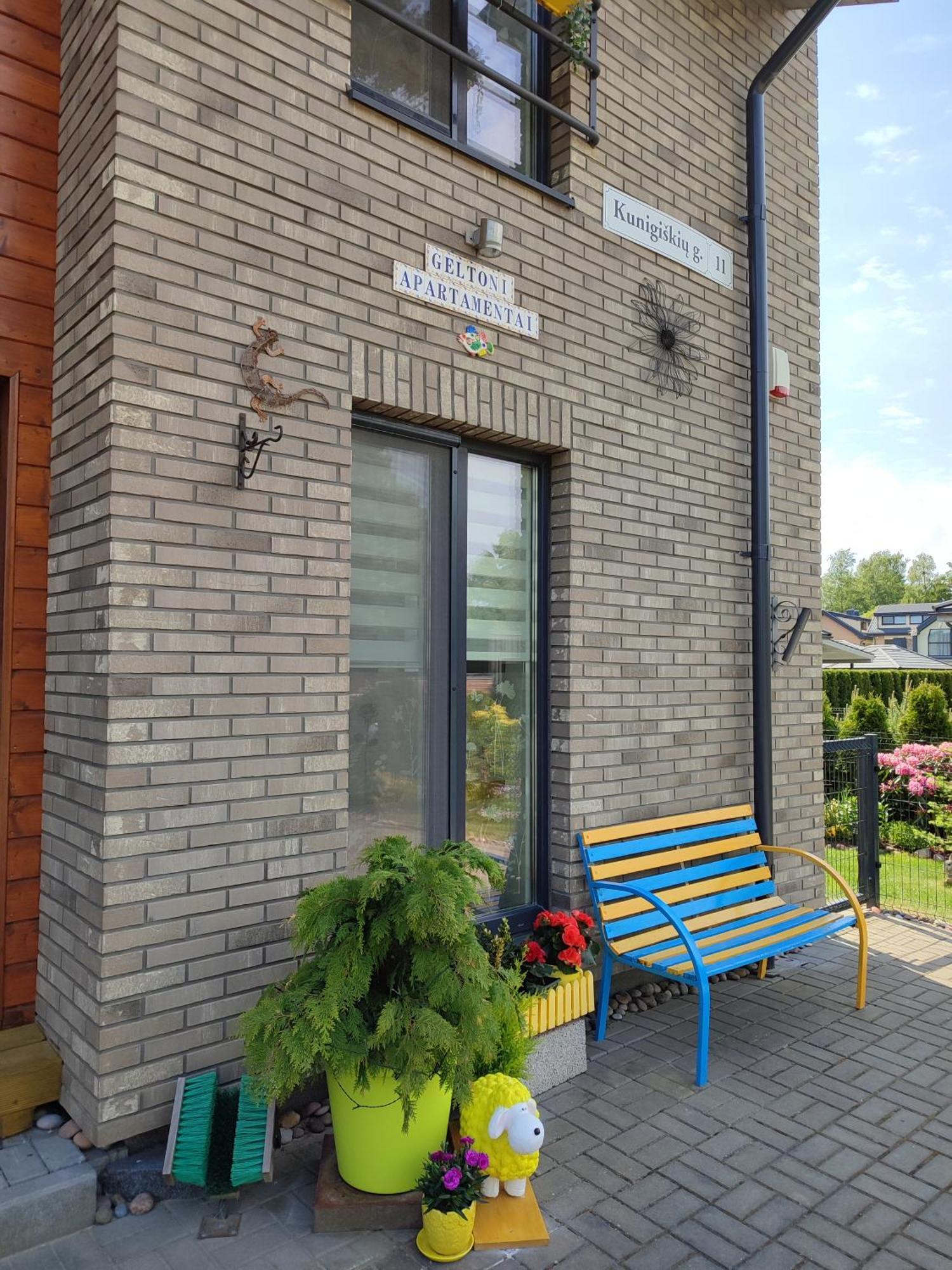 Geltoni apartamentai Palanga Esterno foto