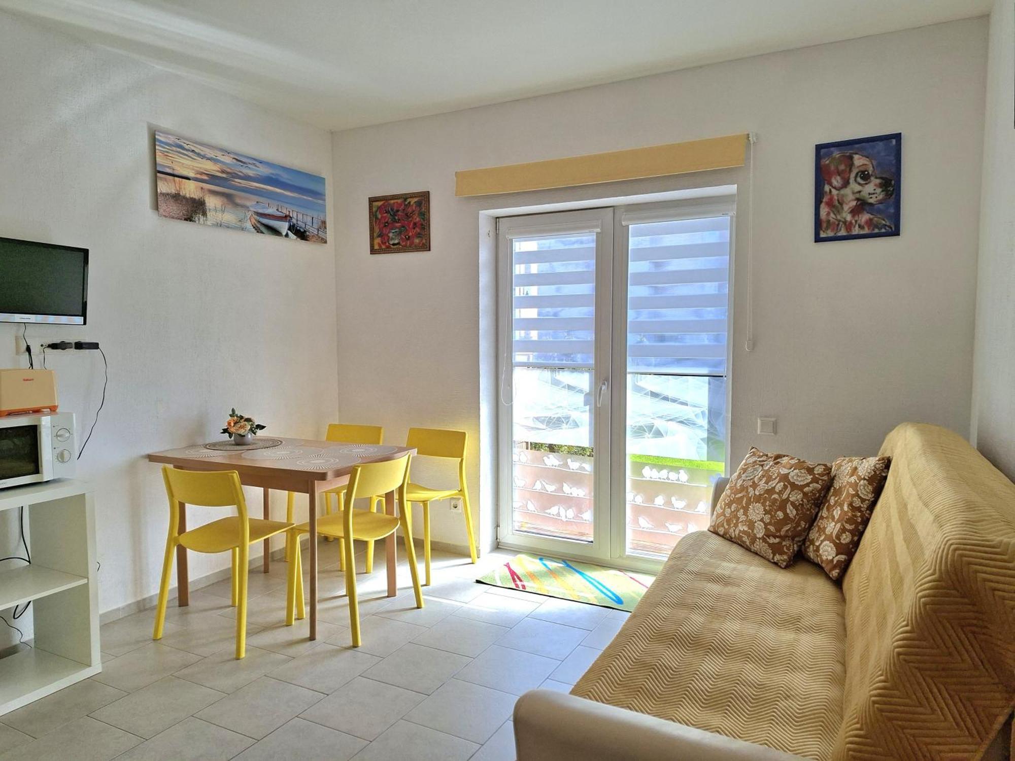 Geltoni apartamentai Palanga Esterno foto